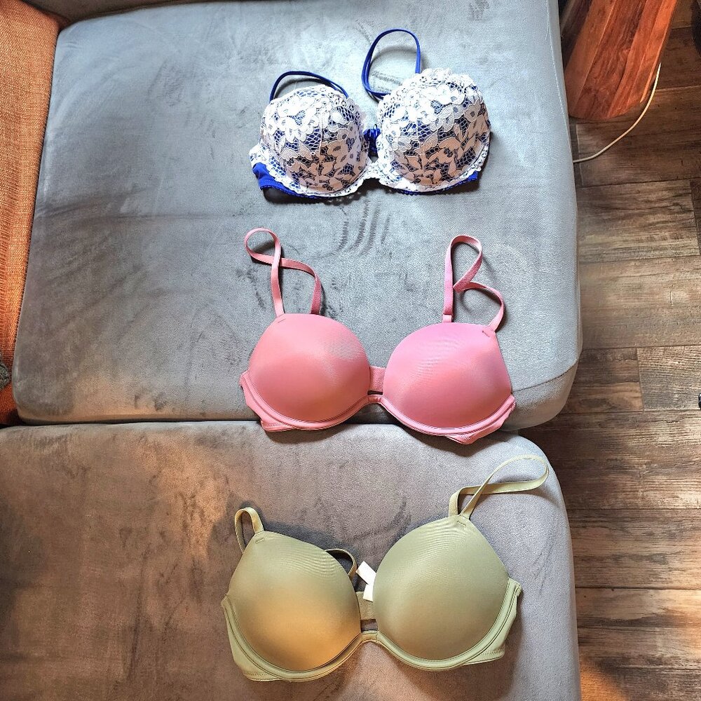 Bundle of 3 VC bras